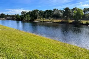4513 S Artesa Way S, Palm Beach Gardens, FL 33418 - Photo 4