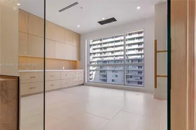 175 SW 7th St #1710, Miami, FL 33130 - Photo 26