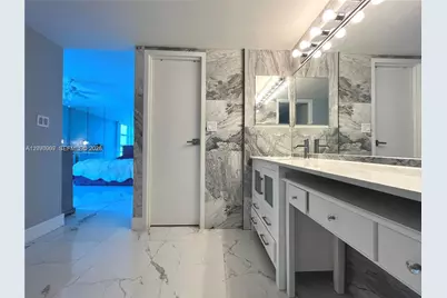 100 Bayview Dr #1827, Sunny Isles Beach, FL 33160 - Photo 12