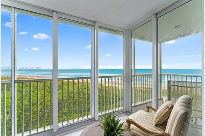 669 NE Plantation Rd #406, Hutchinson Island, FL 34996 - Photo 6