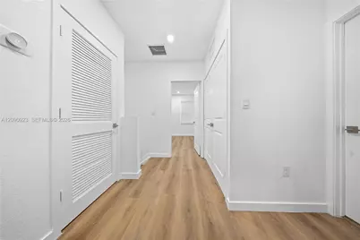 1762 SE 9th Ave, Homestead, FL 33034 - Photo 6