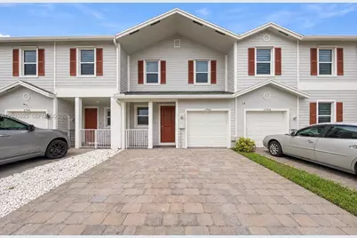 1762 SE 9th Ave, Homestead, FL 33034 - Photo 1