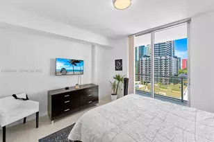 79 SW 12th St, Miami, FL 33130 - Photo 10