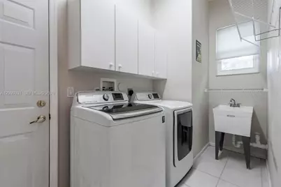 8795 Via Tuscany Dr, Boynton Beach, FL 33472 - Photo 38