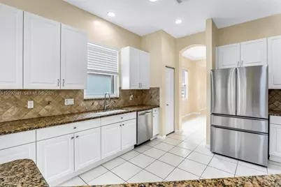 8795 Via Tuscany Dr, Boynton Beach, FL 33472 - Photo 8