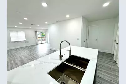 3665-3667 NW 17th Way #3667, Oakland Park, FL 33309 - Photo 10