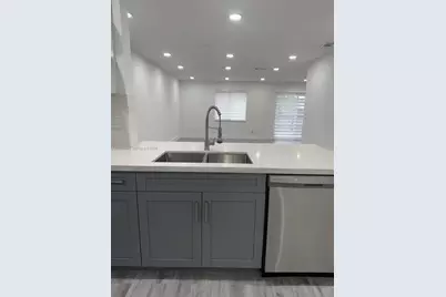 3665-3667 NW 17th Way #3667, Oakland Park, FL 33309 - Photo 8