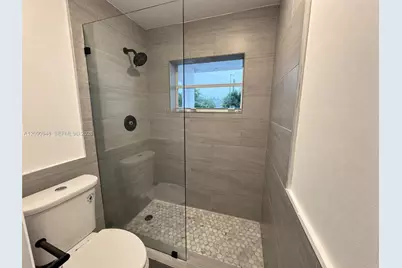 3301 NW 13th Terr, Miami, FL 33125 - Photo 14