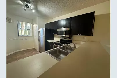 9969 Nob Hill Ct #9969, Sunrise, FL 33351 - Photo 6