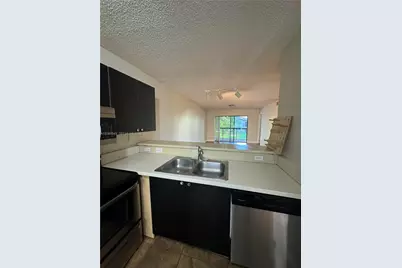 9969 Nob Hill Ct #9969, Sunrise, FL 33351 - Photo 4