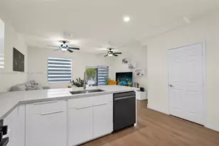 9255 W 33rd Ln, Hialeah, FL 33018 - Photo 6