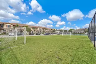 9255 W 33rd Ln, Hialeah, FL 33018 - Photo 30