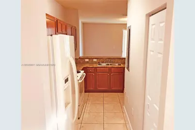 2884 SE 2nd Dr #2, Homestead, FL 33033 - Photo 4