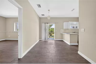 2665 NE 4th St #204, Homestead, FL 33033 - Photo 14