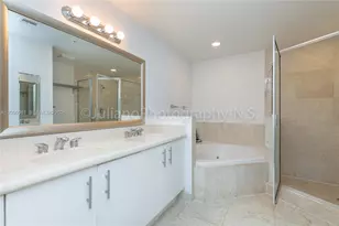 7910 Harbor Island Dr, North Bay Village, FL 33141 - Photo 22