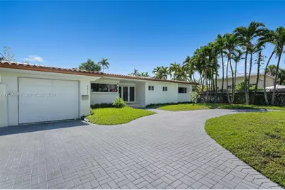 9217 Bay Dr, Surfside, FL 33154 - Photo 4