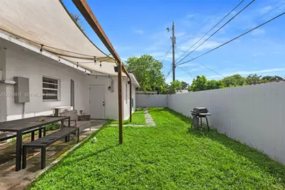 314 NW 106th St, Miami, FL 33150 - Photo 26