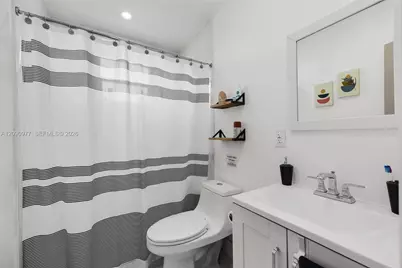 314 NW 106th St, Miami, FL 33150 - Photo 18
