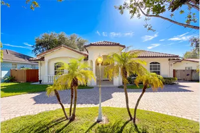 9444 SW 78th St #--, Miami, FL 33173 - Photo 2