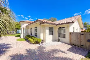9444 SW 78th St, Miami, FL 33173 - Photo 4