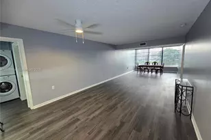 1526 Whitehall Dr, Davie, FL 33324 - Photo 10