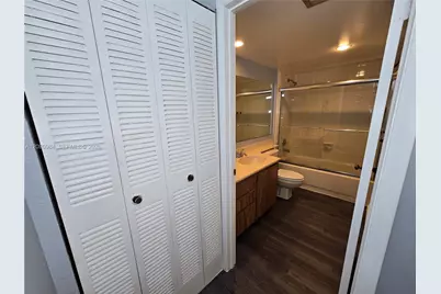 1526 Whitehall Dr #304, Davie, FL 33324 - Photo 30