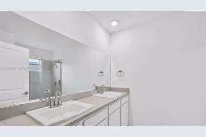 917 SE 17th Ct, Homestead, FL 33034 - Photo 18