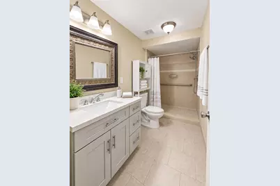 5551 E 4th Ave, Hialeah, FL 33013 - Photo 10
