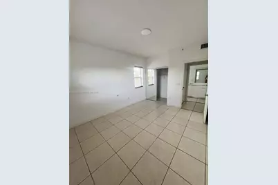 10750 NW 66th St #401, Doral, FL 33178 - Photo 12
