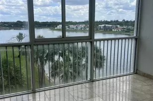 10750 NW 66th St, Doral, FL 33178 - Photo 2