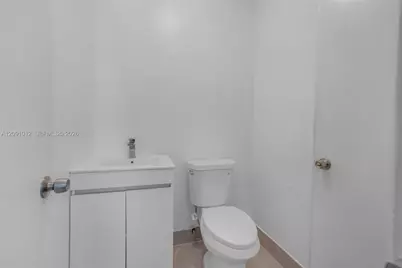 266 W 21st St, Hialeah, FL 33010 - Photo 8
