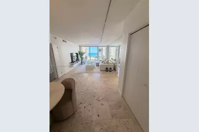 5700 Collins Ave #9B, Miami Beach, FL 33140 - Photo 2