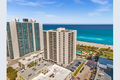 2625 Collins Ave #1109, Miami Beach, FL 33140 - Photo 1
