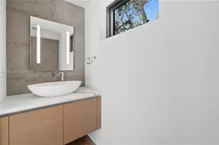 2803 Crystal Ct, Miami, FL 33133 - Photo 22