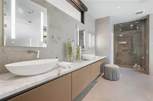 2803 Crystal Ct, Miami, FL 33133 - Photo 20