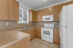 2712 SE 15th Pl, Homestead, FL 33035 - Photo 12