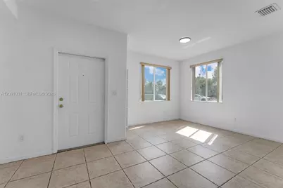 2712 SE 15th Pl #148, Homestead, FL 33035 - Photo 6