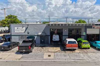 Profitable Automotive Shop With Over 25+ Years For Sale in Miami, South Miami, FL 33143 - Photo 2