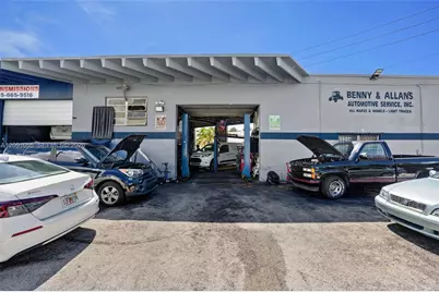 Profitable Automotive Shop With Over 25+ Years For Sale in Miami, South Miami, FL 33143 - Photo 1