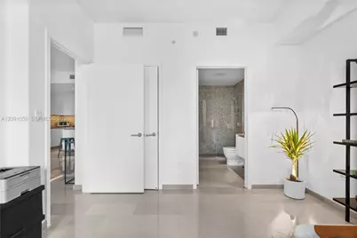 88 SW 7th St #809, Miami, FL 33130 - Photo 24
