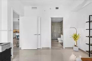 88 SW 7th St, Miami, FL 33130 - Photo 24