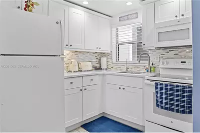 1720 Jefferson St #407, Hollywood, FL 33020 - Photo 2