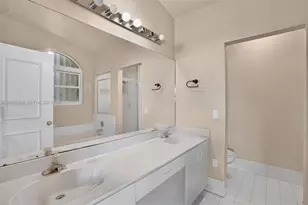18611 NW 11th St, Pembroke Pines, FL 33029 - Photo 26