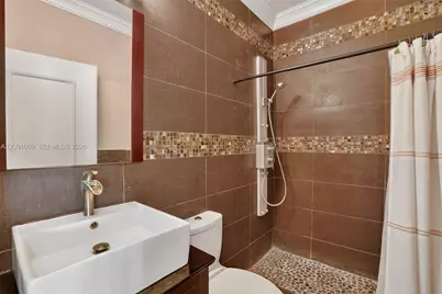 18611 NW 11th St, Pembroke Pines, FL 33029 - Photo 22