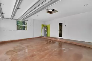 18611 NW 11th St, Pembroke Pines, FL 33029 - Photo 36