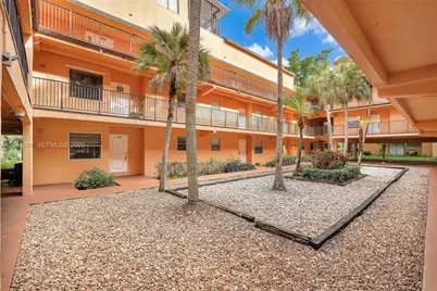 430 Commodore Dr #304, Plantation, FL 33325 - Photo 22