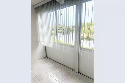 8345 Sunrise Lakes Blvd #210, Sunrise, FL 33322 - Photo 2