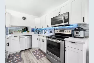 400 NW 214th St #203, Miami Gardens, FL 33169 - Photo 2