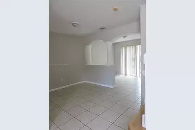 1408 SE 26th Ct #312, Homestead, FL 33035 - Photo 8