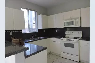 1408 SE 26th Ct #312, Homestead, FL 33035 - Photo 12